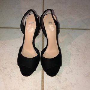 H&M velvet heels